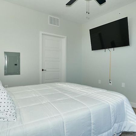 Modern Dwntwn 1 Bdrm Apt Pool Gym Free Parking Indianapolis Exterior foto